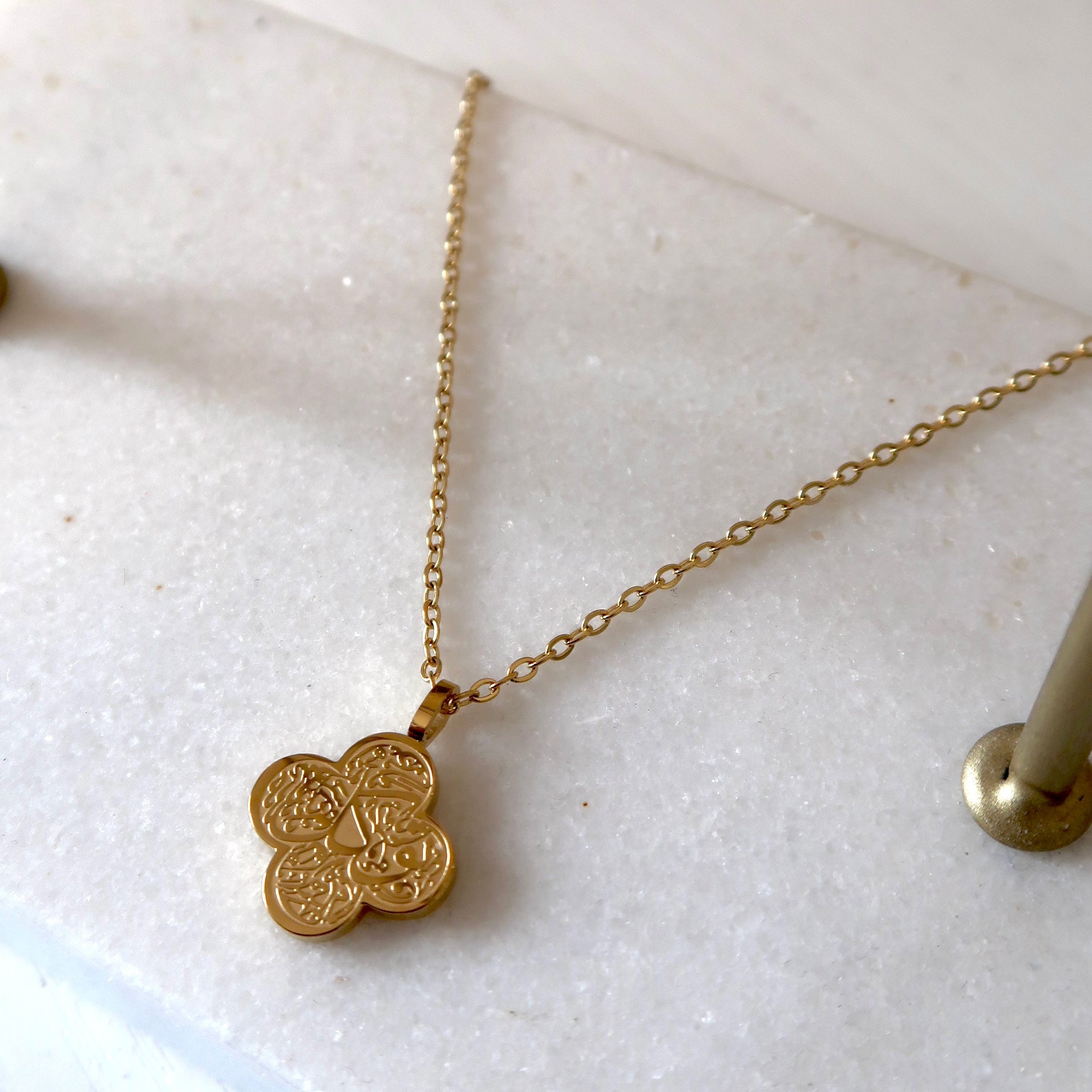Tawakkul Clover Necklace - Gold