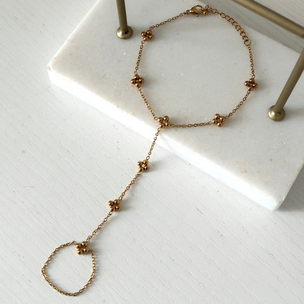 Mini Clover Hand Chain - Gold