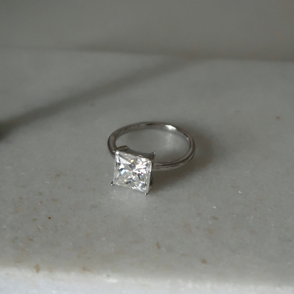 Princess Cut Moissanite Ring - Size 6