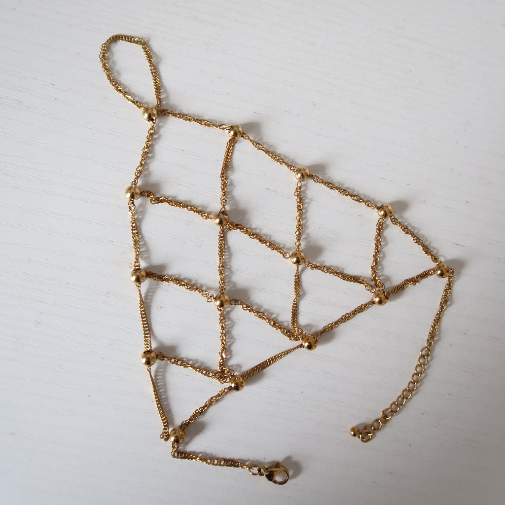 Golden Veil Hand Chain
