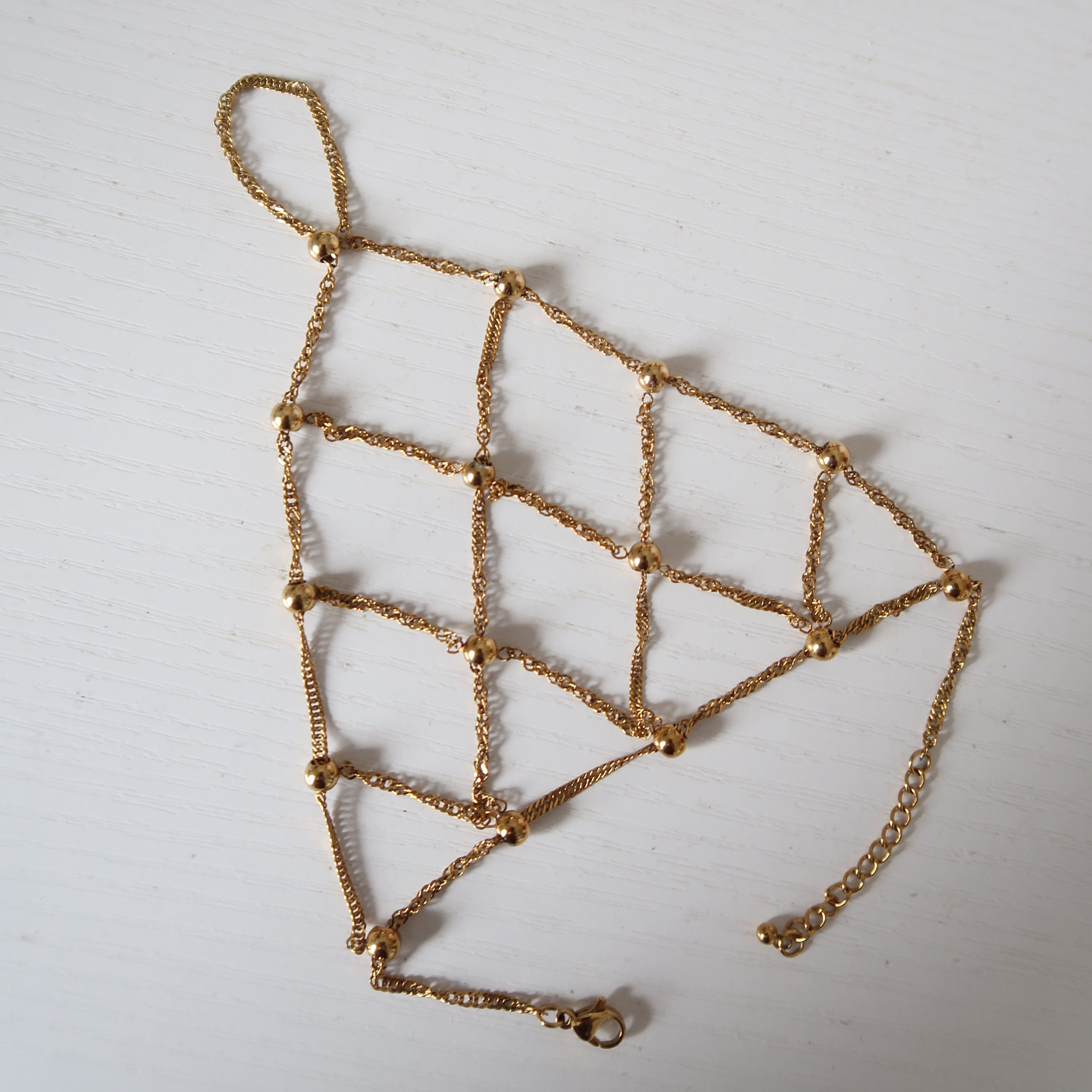 Golden Veil Hand Chain